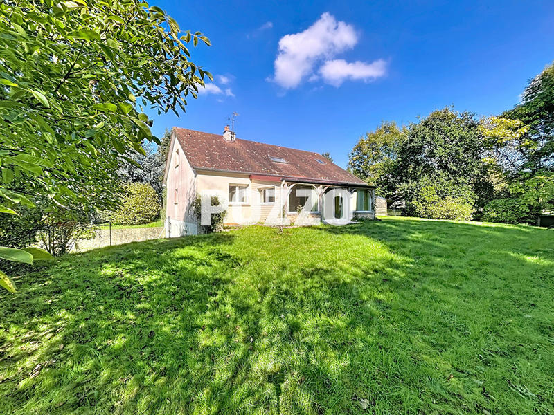 Maison - 210 m² - 7 pièces