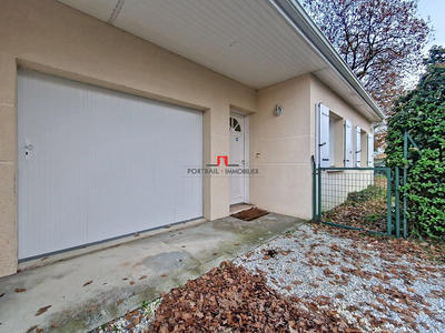 Maison traditionnelle - 83 m² - 4 pièces