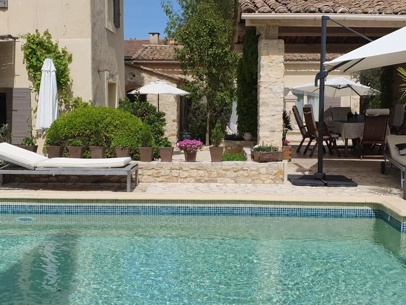 Mas - 359 m² - 11 pièces