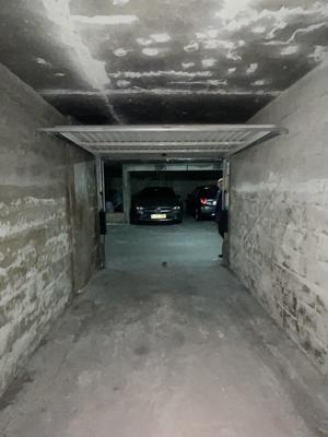 Parking / Garage - 10 m²