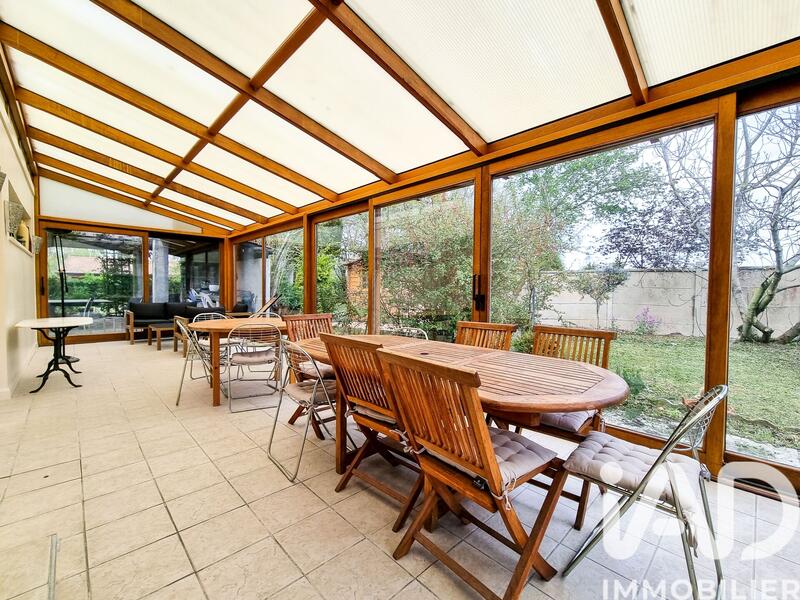 Maison de campagne - 189 m² - 10 pièces