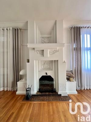 Maison - 205 m² - 5 pièces