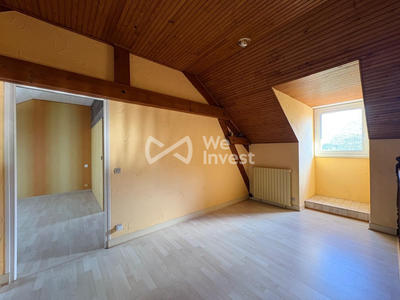 Maison - 230 m² - 8 pièces