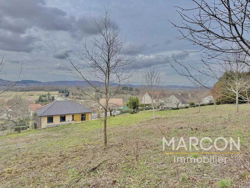 Terrain constructible - 1 516 m²