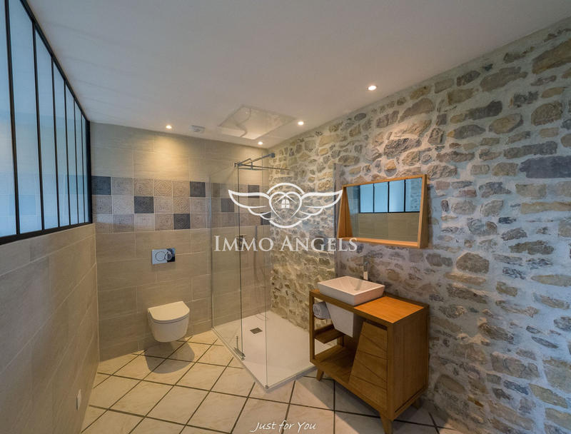 Maison ancienne - 172 m² - 8 pièces