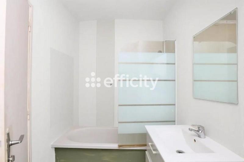 Appartement - 70 m² - 4 pièces