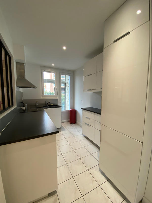 Appartement - 85 m² - 3 pièces