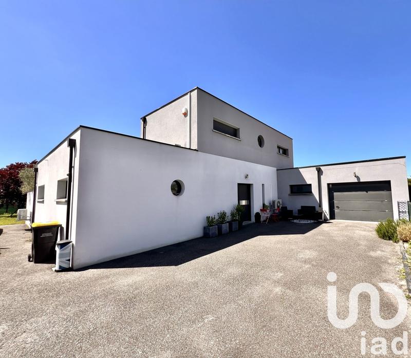 Maison - 165 m² - 6 pièces