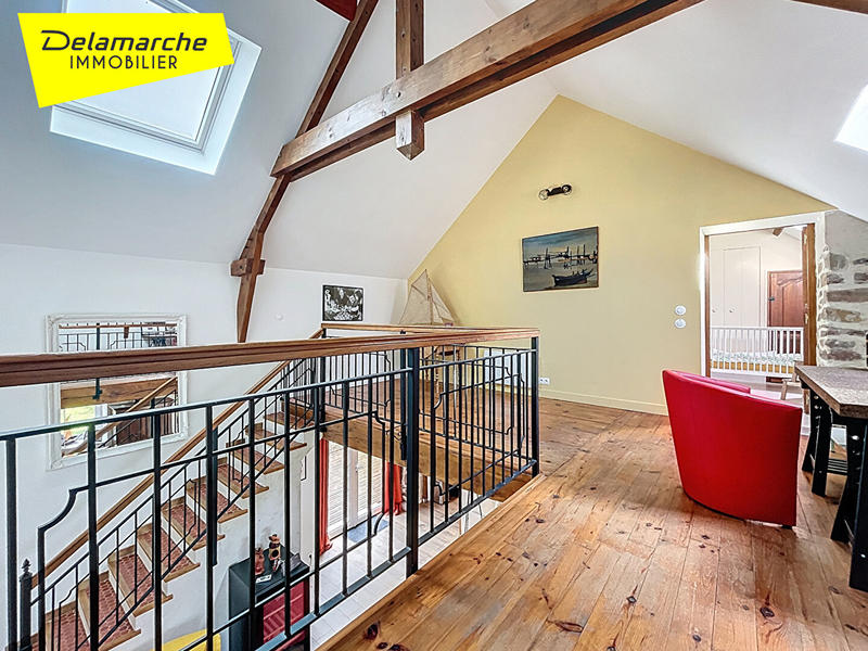 Maison - 102 m² - 4 pièces