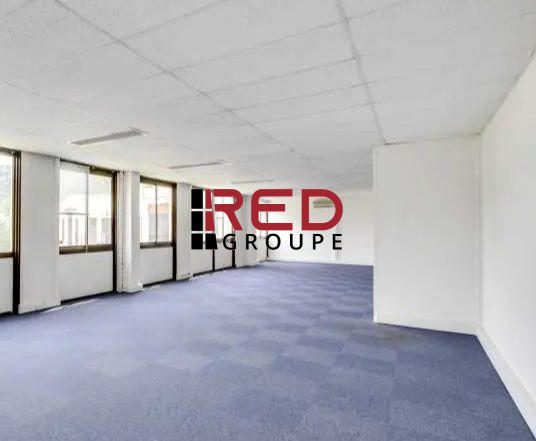 Bureau - 2 977 m²