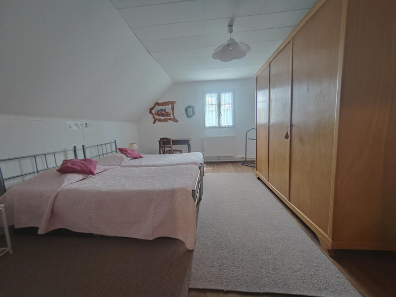 Maison - 208 m² - 8 pièces