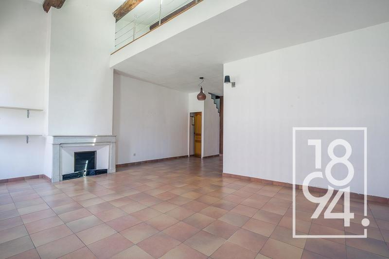 Appartement - 86 m² - 2 pièces