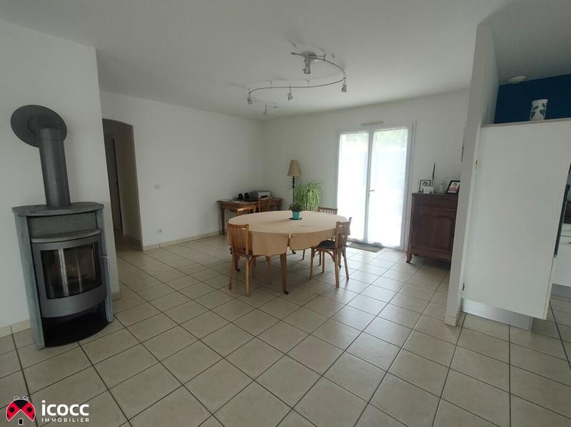 Maison - 142 m² - 8 pièces
