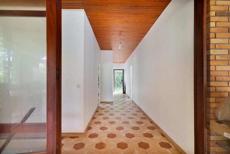 Propriété - 219 m² - 6 pièces