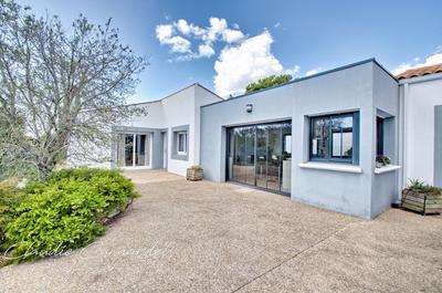 Maison - 151 m² - 5 pièces