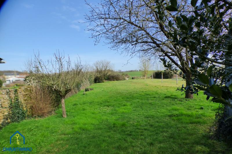 Maison - 102 m² - 4 pièces