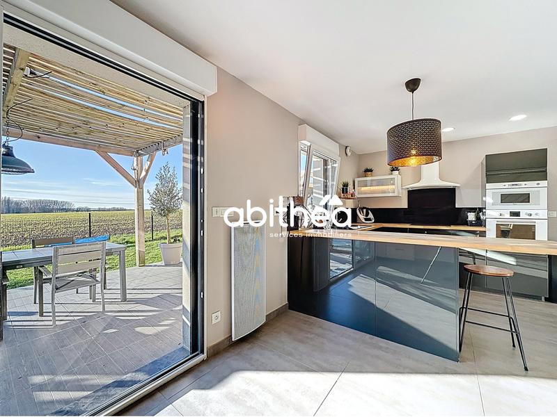 Maison - 171 m² - 8 pièces