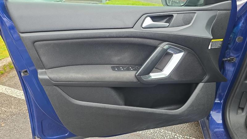 Peugeot 308 II 1.5 BlueHDi 130 Allure