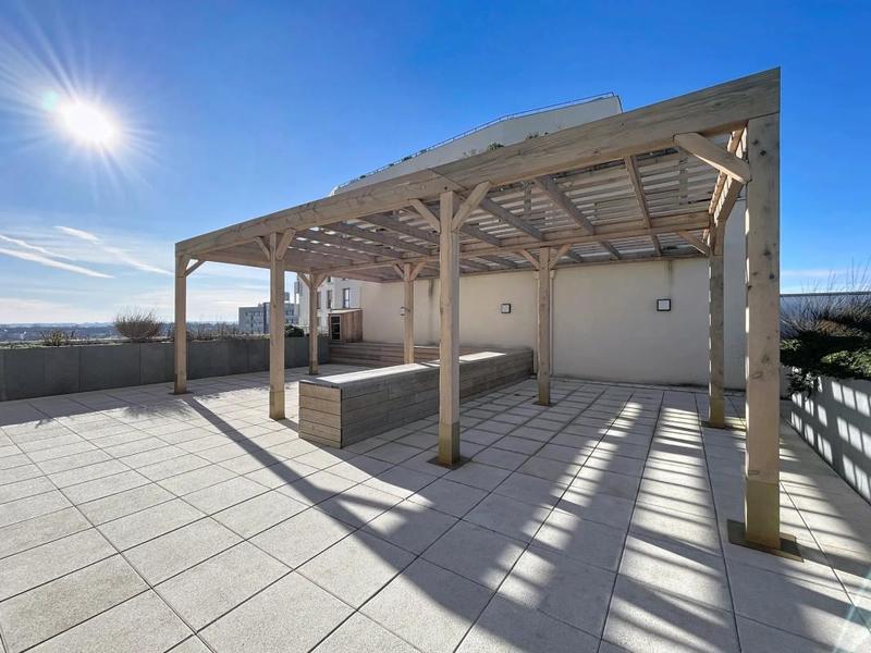 Appartement - 103 m² - 5 pièces