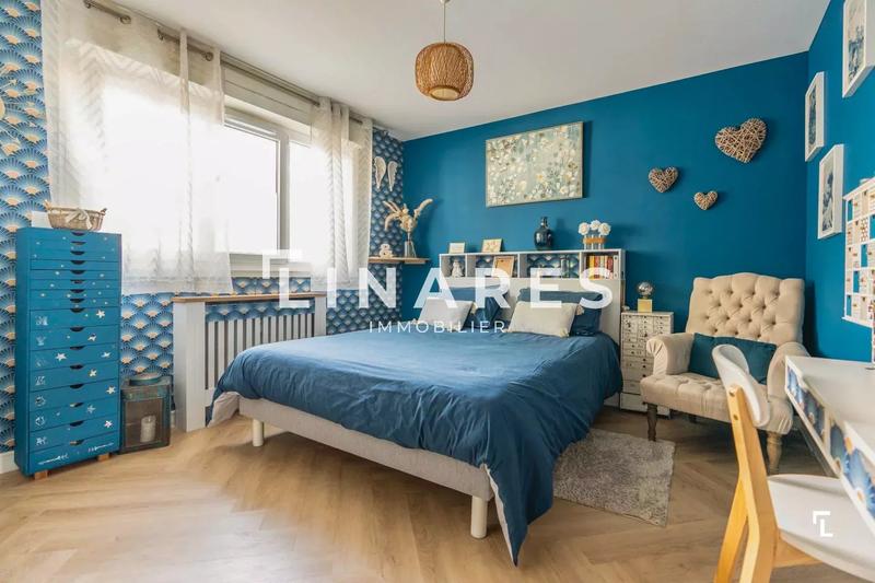 Appartement - 85 m² - 4 pièces