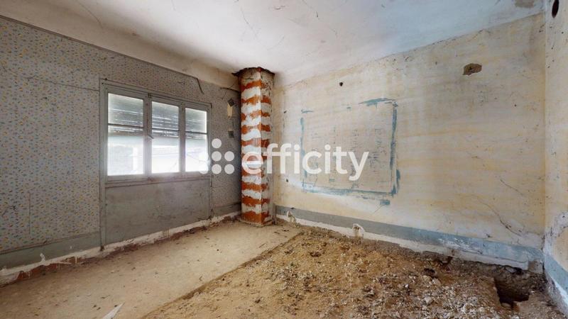 Maison - 333 m² - 8 pièces