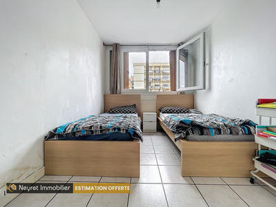 Appartement - 67 m² - 4 pièces