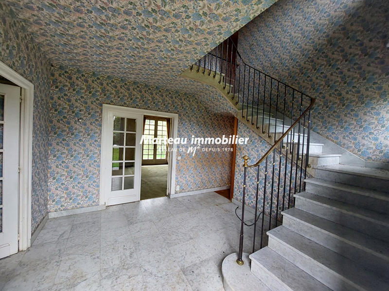 Maison - 215 m² - 8 pièces