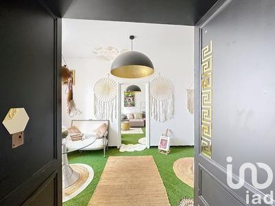 Maison de ville - 294 m² - 9 pièces