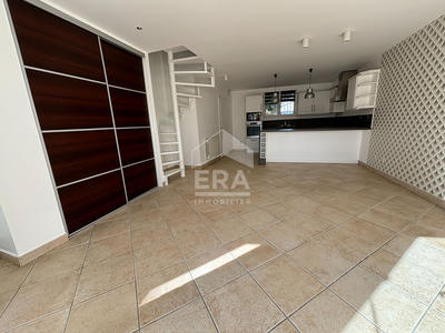 Appartement - 98 m² - 4 pièces