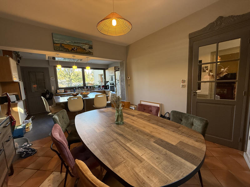 Maison - 99 m² - 6 pièces