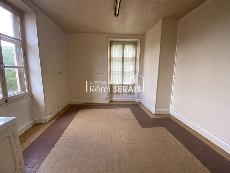 Maison - 480 m² - 25 pièces