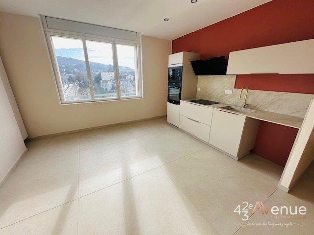 Appartement - 88 m² - 4 pièces