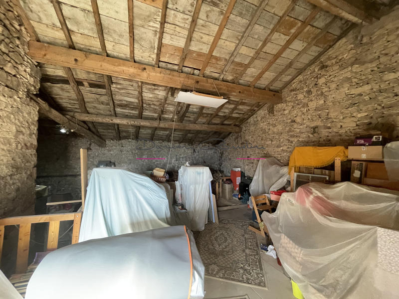 Maison - 96 m² - 4 pièces