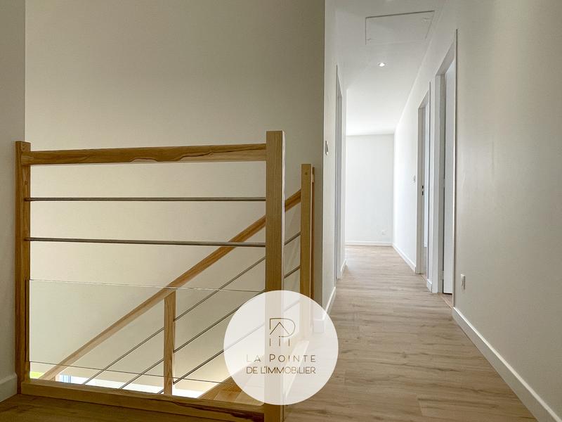 Maison - 147 m² - 7 pièces