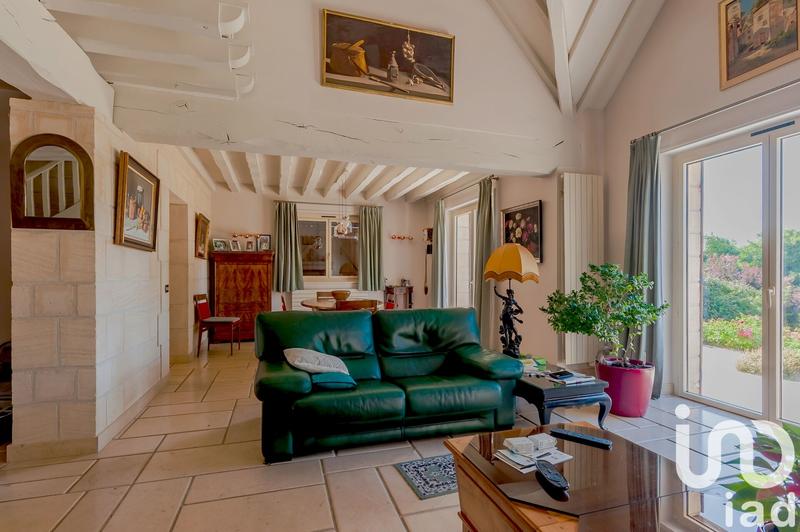 Maison - 220 m² - 8 pièces