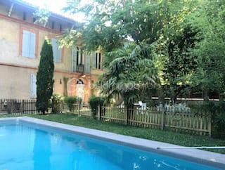 Maison de maîtres - 311 m² - 9 pièces