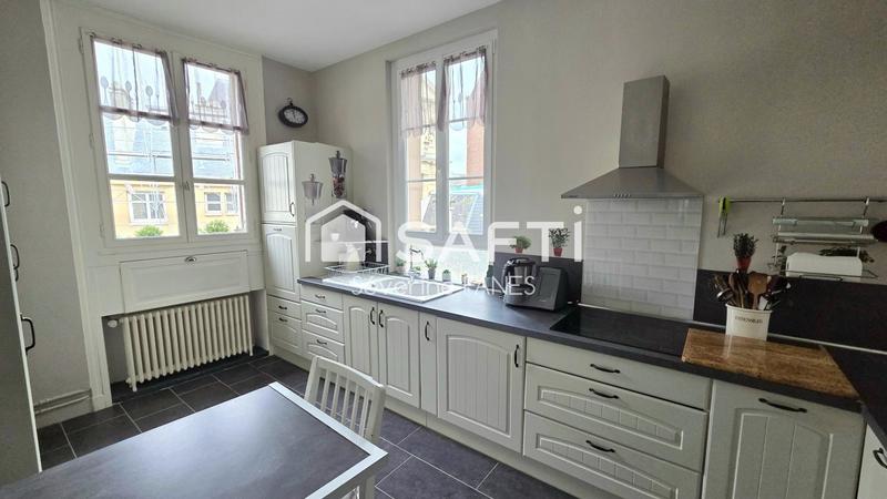 Appartement - 120 m² - 5 pièces