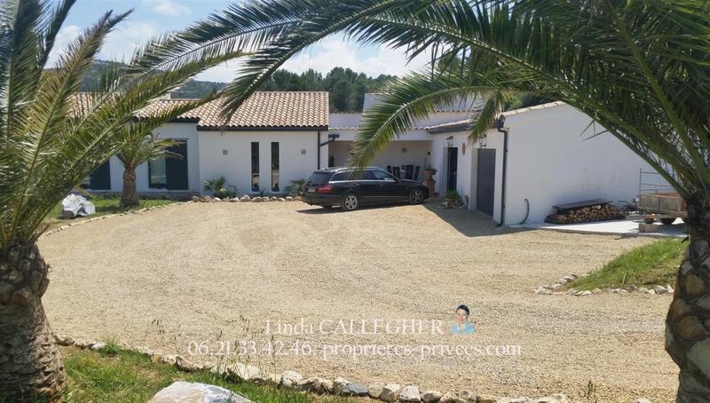 Villa - 222 m² - 5 pièces