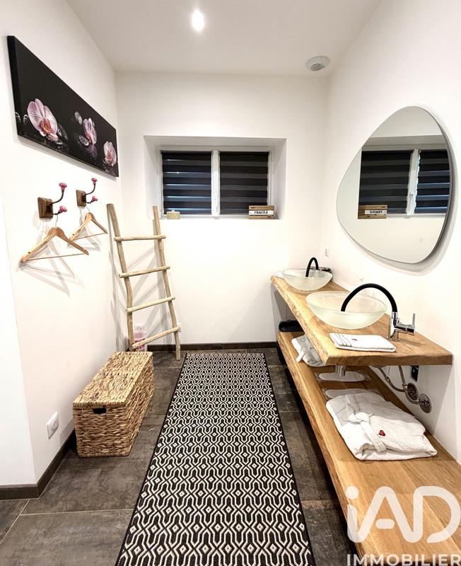 Maison de village - 99 m² - 3 pièces