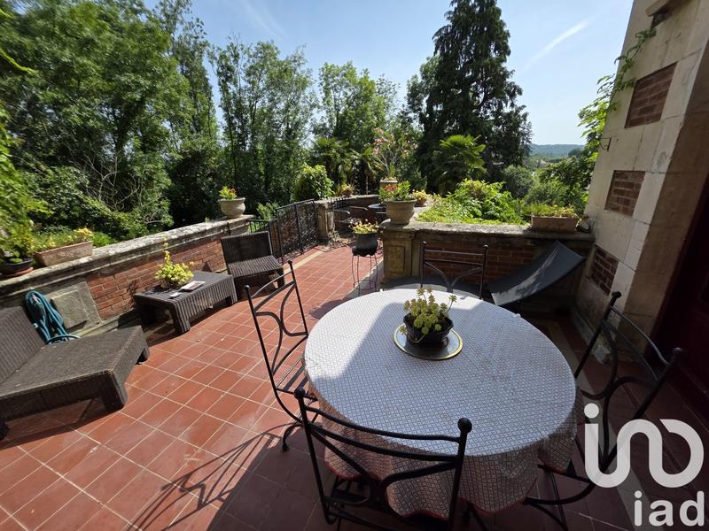 Maison - 525 m² - 20 pièces