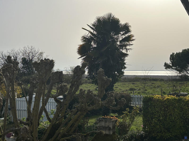 Maison - 187 m² - 6 pièces