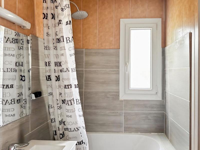 Maison - 64 m² - 4 pièces