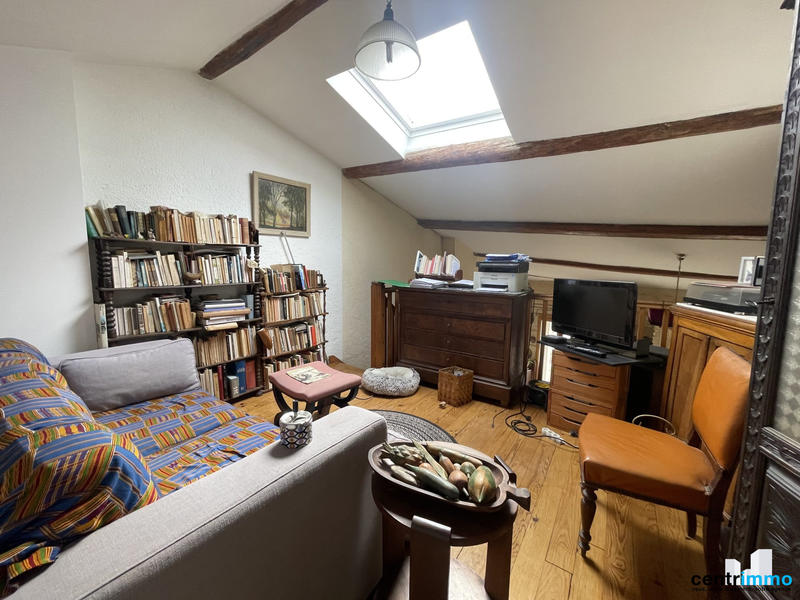 Appartement - 75 m² - 5 pièces