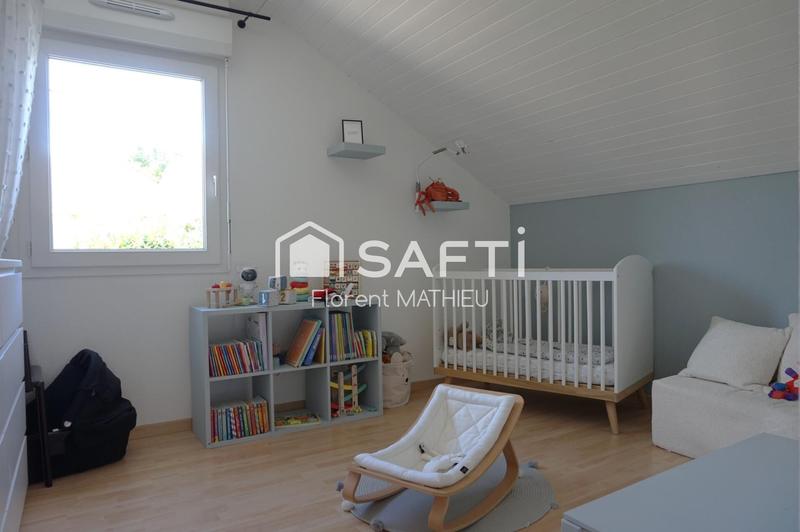 Maison - 95 m² - 5 pièces