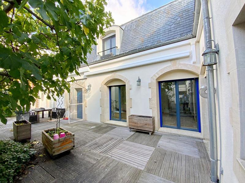 Maison - 200 m² - 6 pièces