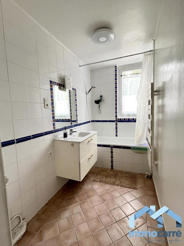 Appartement - 80 m² - 4 pièces