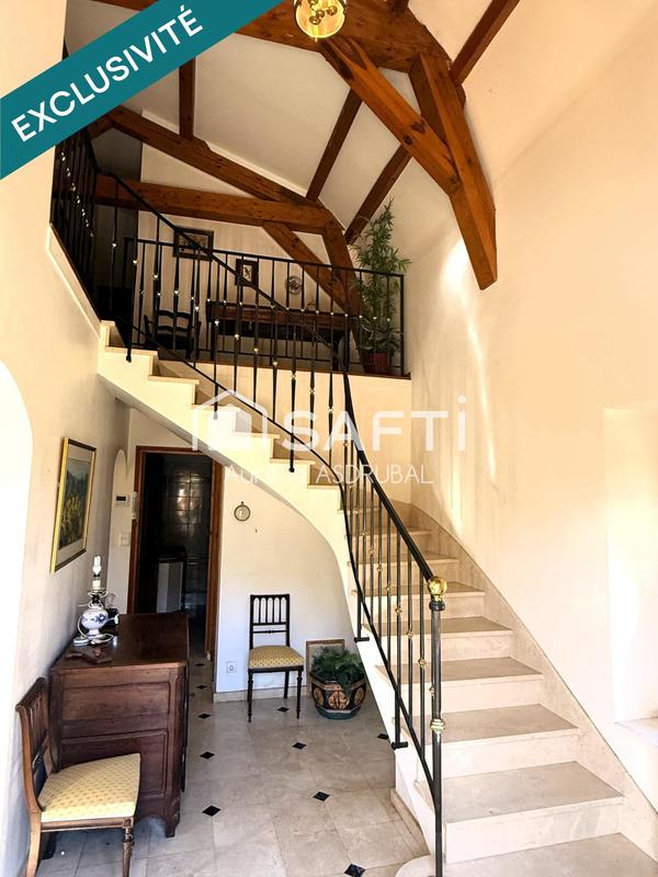 Maison - 161 m² - 6 pièces