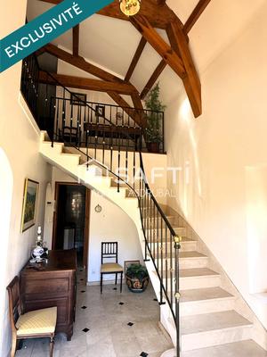 Maison - 161 m² - 6 pièces