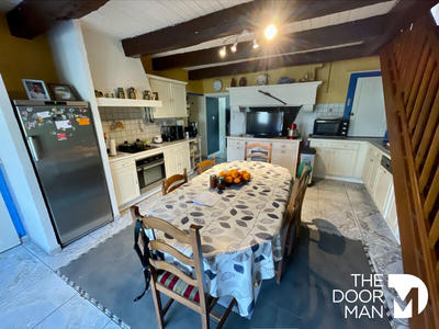 Maison - 110 m² - 5 pièces