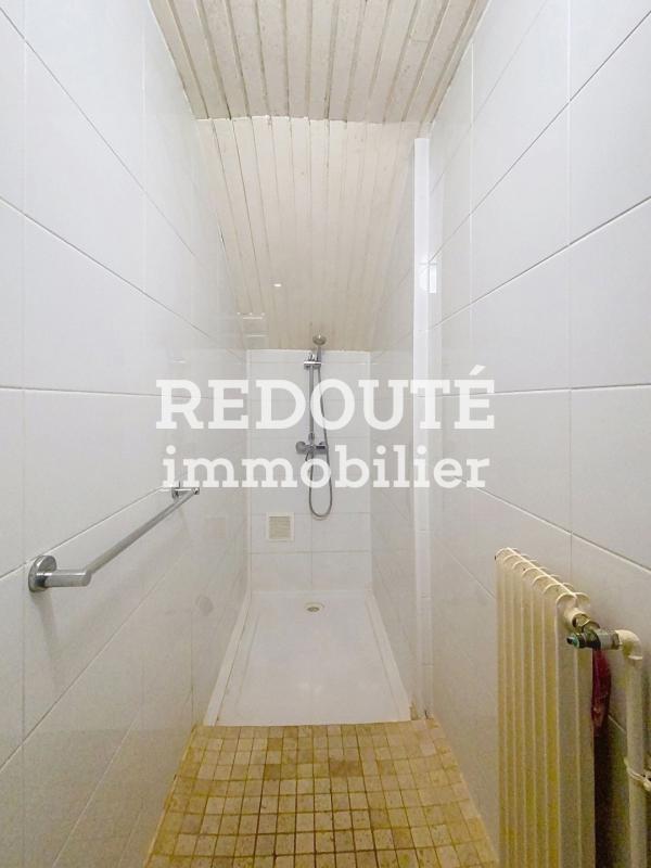 Studio - 11 m² - 1 pièce